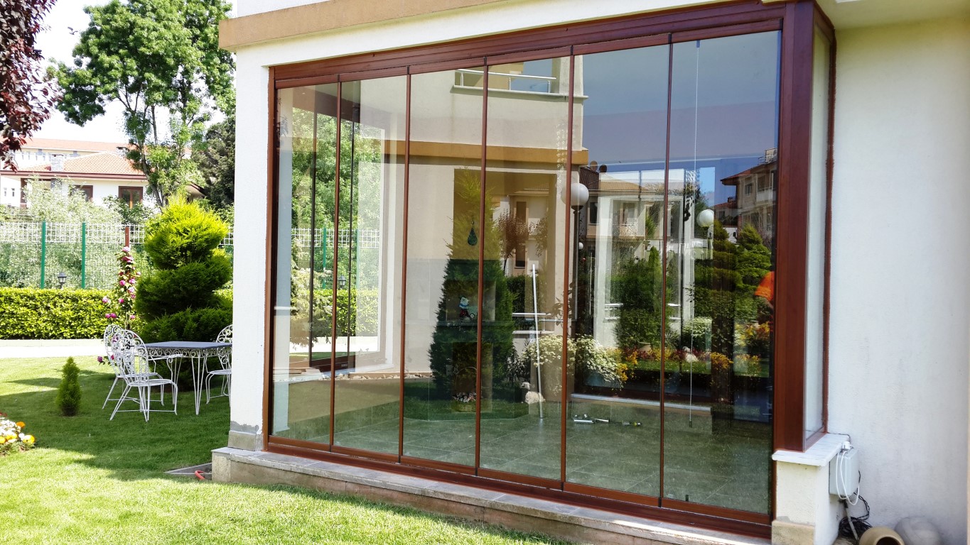 Katlanabilir Camlama Sistemlerinin Teknik Özellikleri ve Garanti Şartları